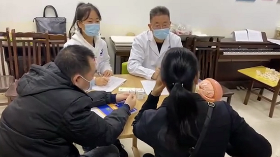 成都癲癇病醫院：責任在心，公益不止，健康相隨|“健康四川”癲癇病救助篩查活動走進廣元市利川區