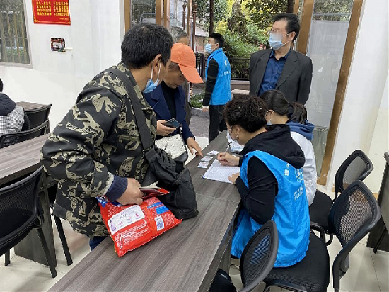 成都癲癇病醫院：責任在心，公益不止，健康相隨|“健康四川”癲癇病救助篩查活動走進廣元市利川區